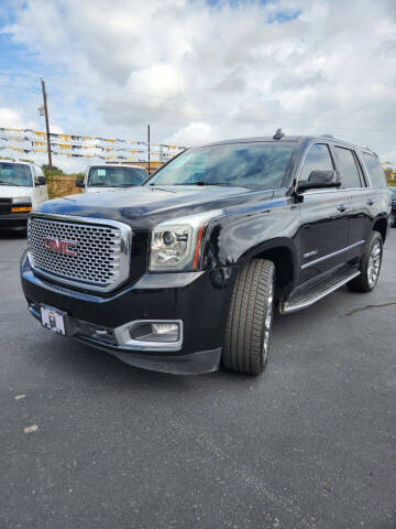 2015 GMC Yukon for sale at J & L AUTO SALES in Tyler TX