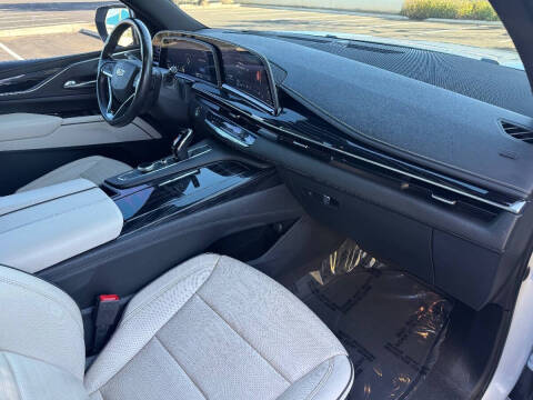 2022 Cadillac Escalade ESV Sport