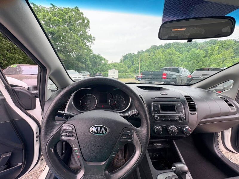 2016 Kia Forte5 LX