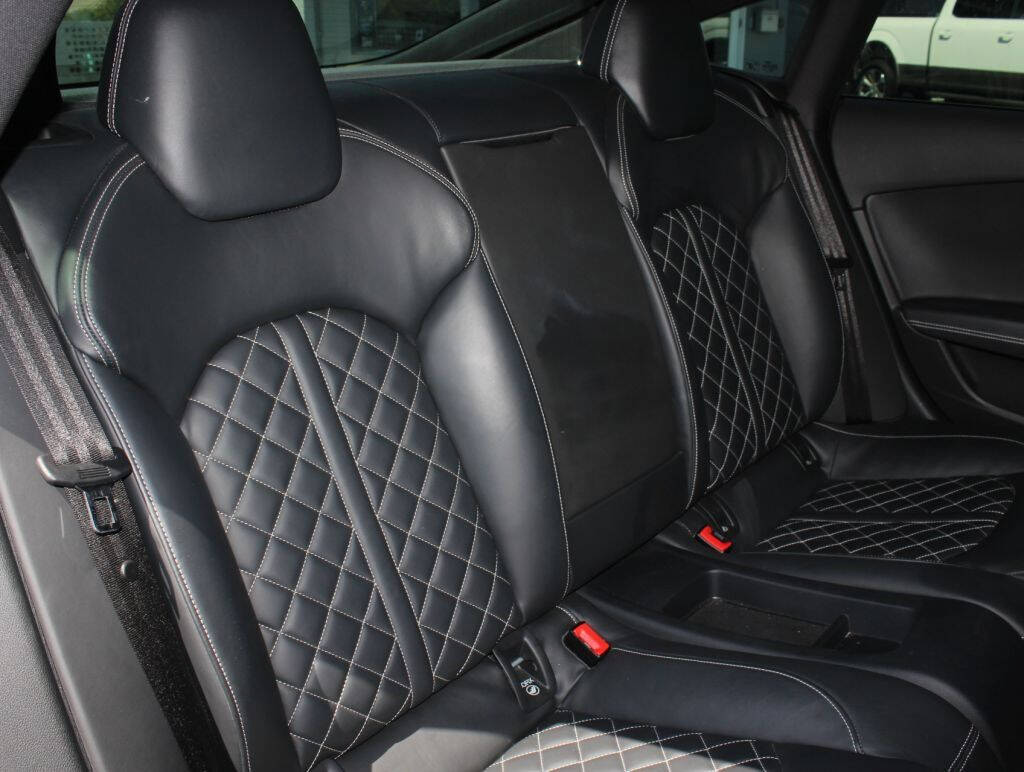 2014 Audi S7  - $36,995