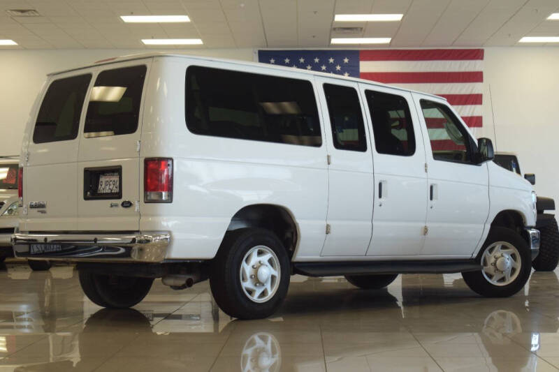 2014 Ford E-Series E-350 SD XLT