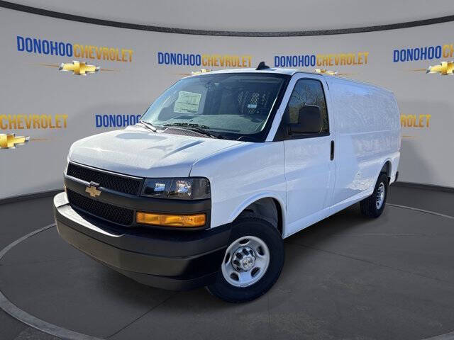 2025 Chevrolet Express 2500