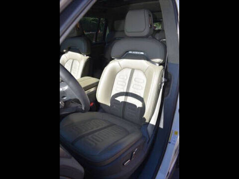 2023 Rivian R1S Adventure