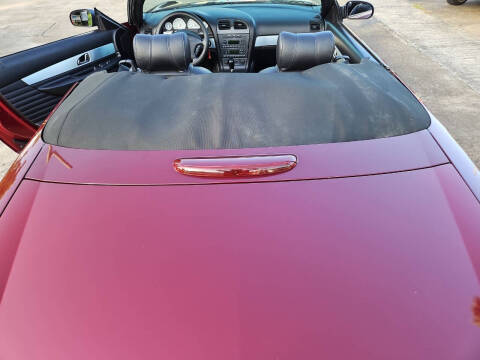 2004 Ford Thunderbird Deluxe