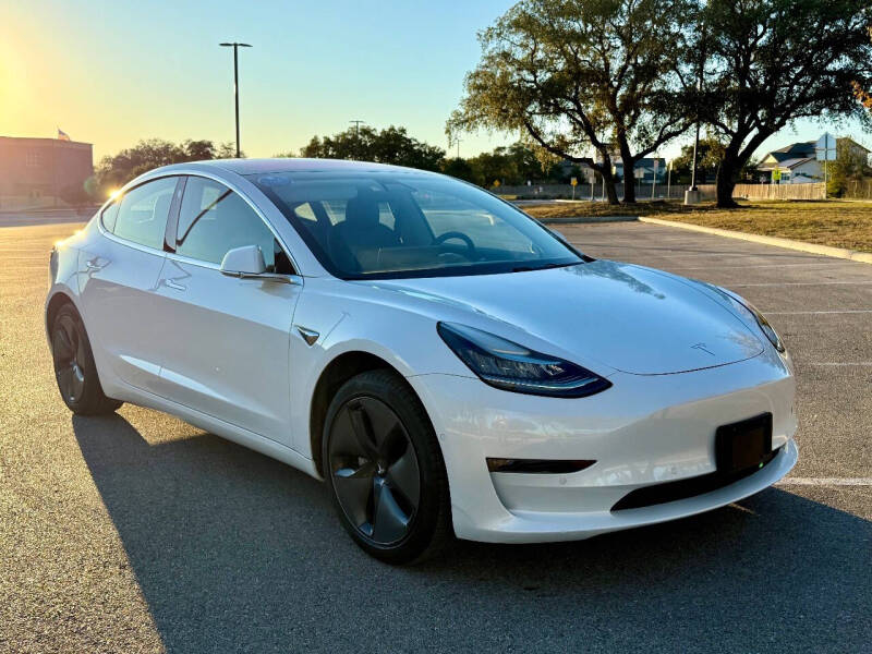2018 Tesla Model 3 Long Range's photo