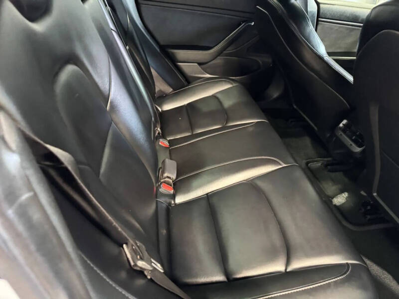 2019 Tesla Model 3 Mid Range