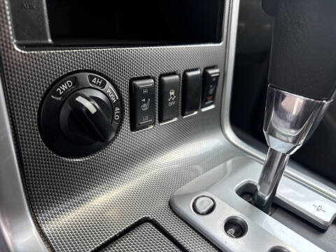 2012 Nissan Pathfinder Silver Edition