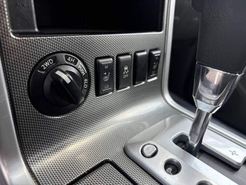 2012 Nissan Pathfinder Silver Edition
