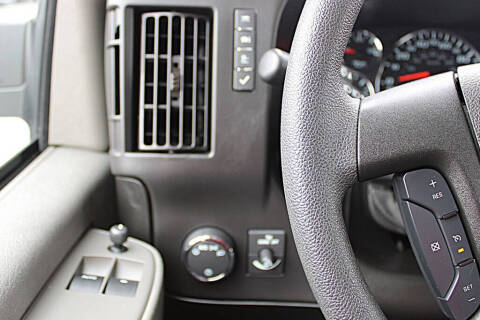 2024 Chevrolet Express 2500