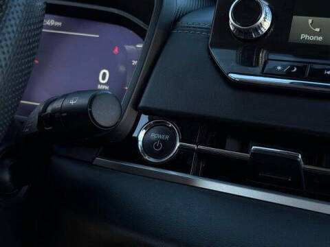 2023 Mitsubishi Outlander PHEV SE