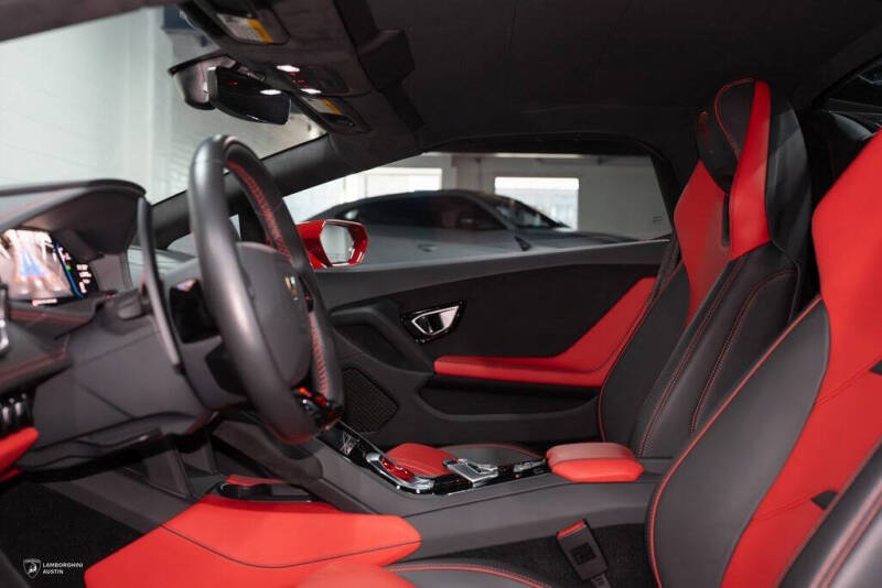 2023 Lamborghini Huracan EVO Spyder