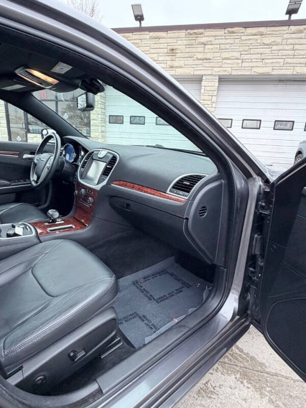 2014 Chrysler 300