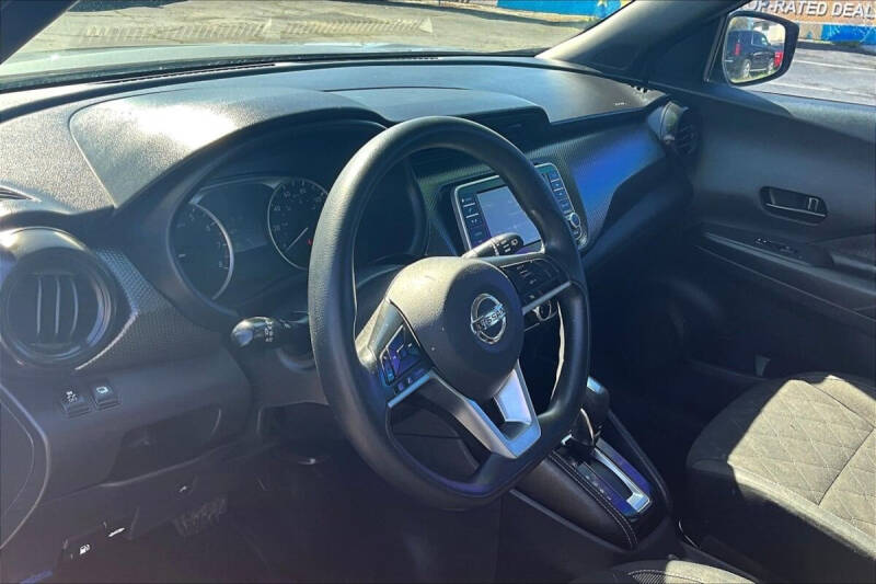 2018 Nissan Kicks S
