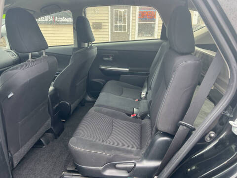 2015 Toyota Prius v Two