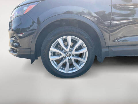 2020 Nissan Rogue Sport SV