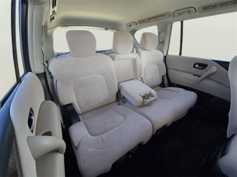 2017 Nissan Armada SV