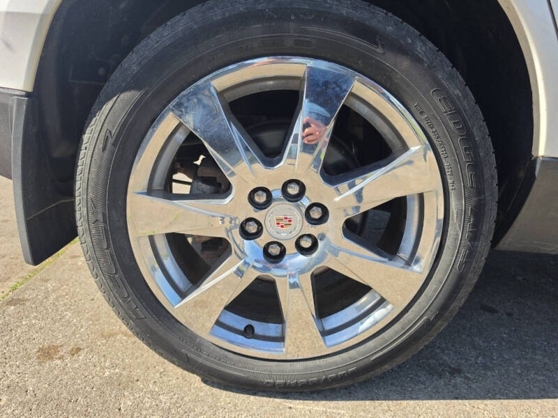 2011 Cadillac SRX Performance Collection