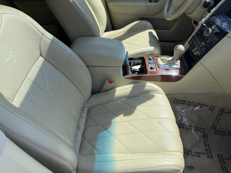 2013 Infiniti FX37