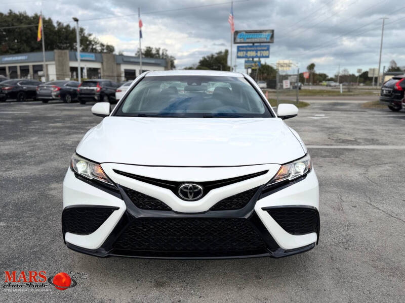 2018 Toyota Camry SE