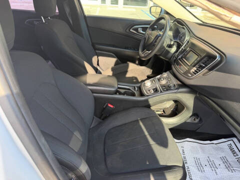 2016 Chrysler 200 Limited