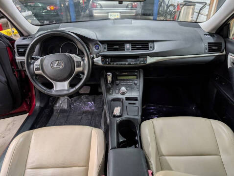 2011 Lexus CT 200h