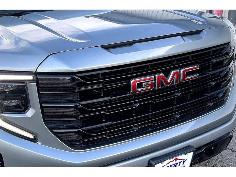 2023 GMC Sierra 1500 Elevation