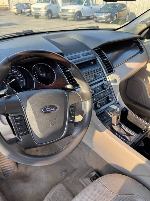 2012 Ford Taurus Limited