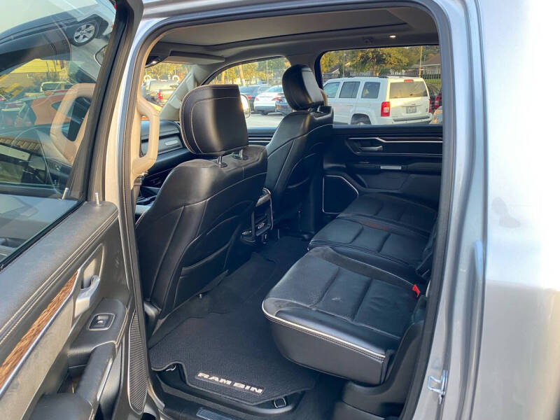 2019 RAM 1500 Laramie