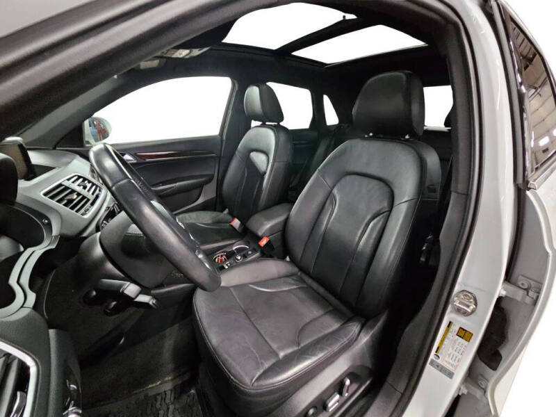 2018 Audi Q3 2.0T quattro Premium Plus