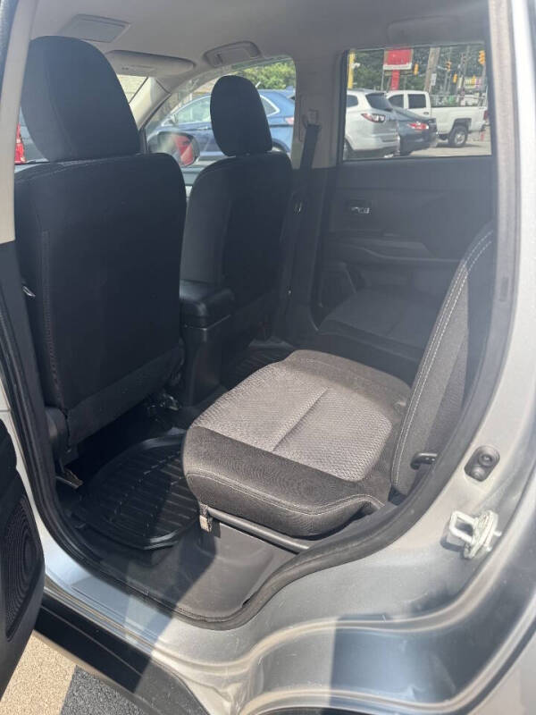 2018 Mitsubishi Outlander SE