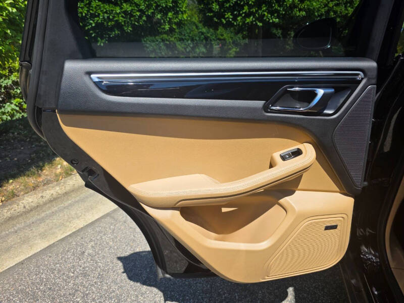 2018 Porsche Macan S