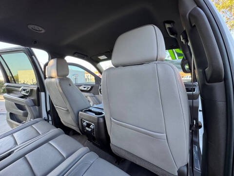 2021 GMC Yukon XL SLT