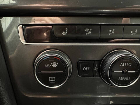 2016 Volkswagen e-Golf SE