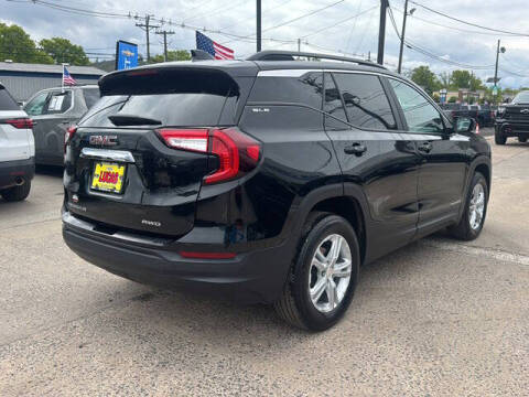 2023 GMC Terrain SLE