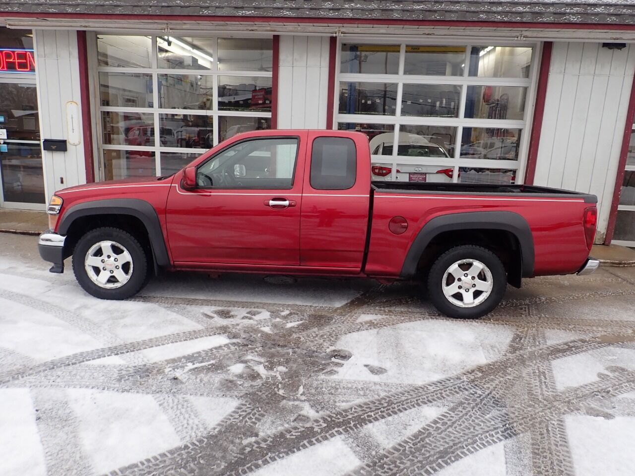 Preowned 2011 GMC Canyon SLT 4x2 4dr Extended Cab for sale by Transportation Outlet Inc in Eastlake, OH