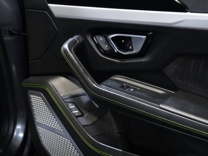 2019 Lamborghini Urus