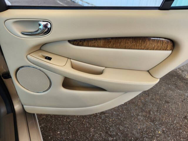 2004 Jaguar X-Type 3.0