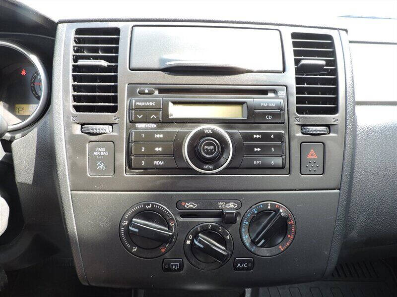 2009 Nissan Versa 1.8 S