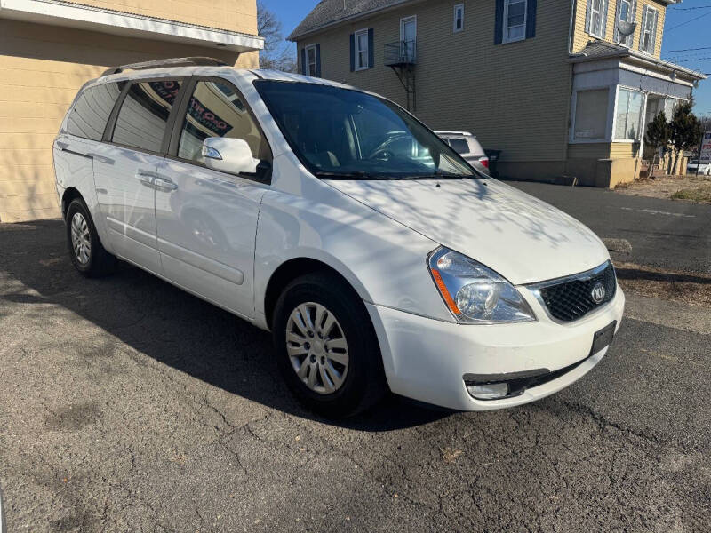 2014 Kia Sedona for sale at Dennis Public Garage in Newark NJ