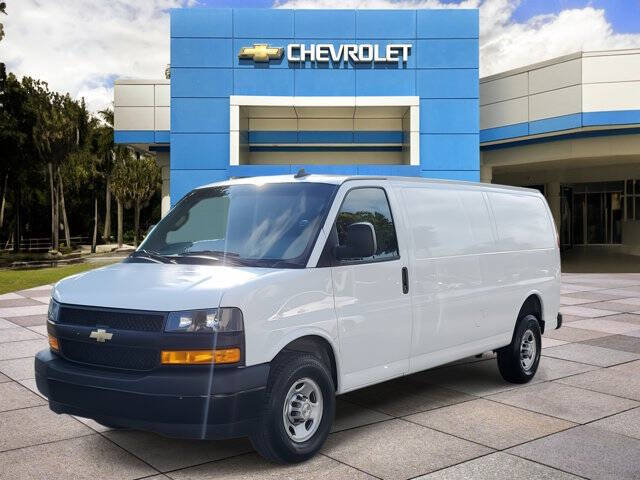 2023 Chevrolet Express 2500