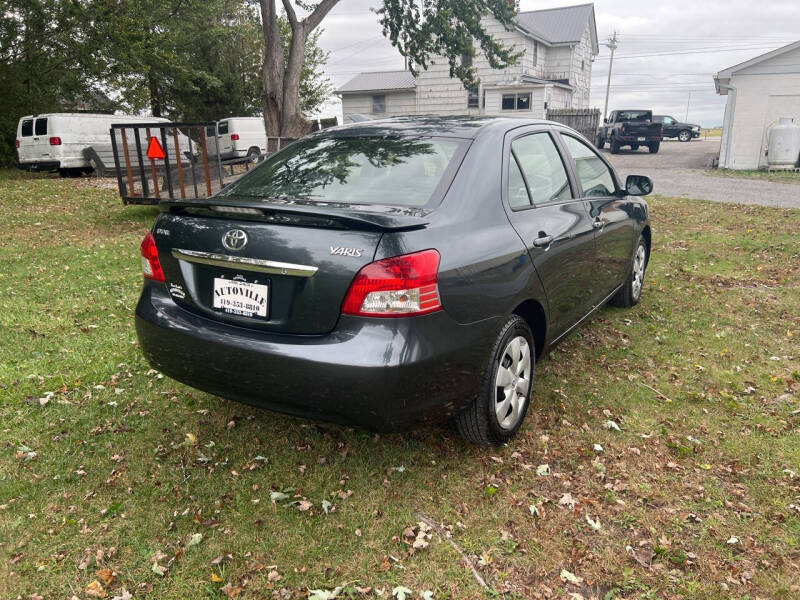 2008 Toyota Yaris S photo 4