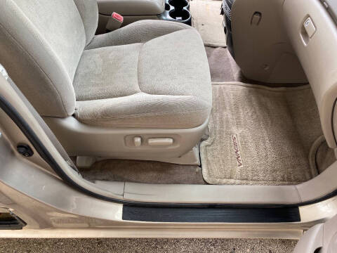 2005 Toyota Sienna XLE 7 Passenger