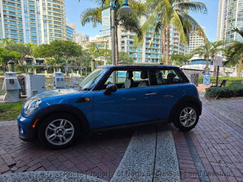 2011 MINI Cooper