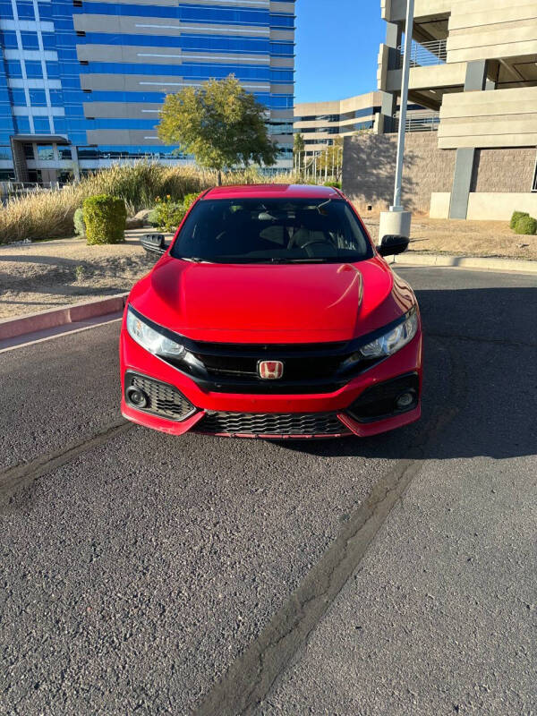 2019 Honda Civic Hatchback Sport's photo