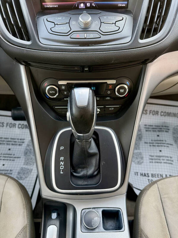 2013 Ford C-MAX Hybrid SE