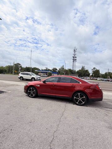 2016 Ford Taurus SEL