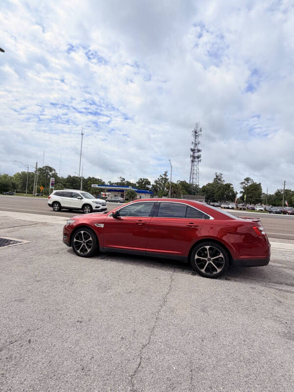 2016 Ford Taurus SEL