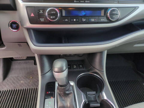 2017 Toyota Highlander XLE