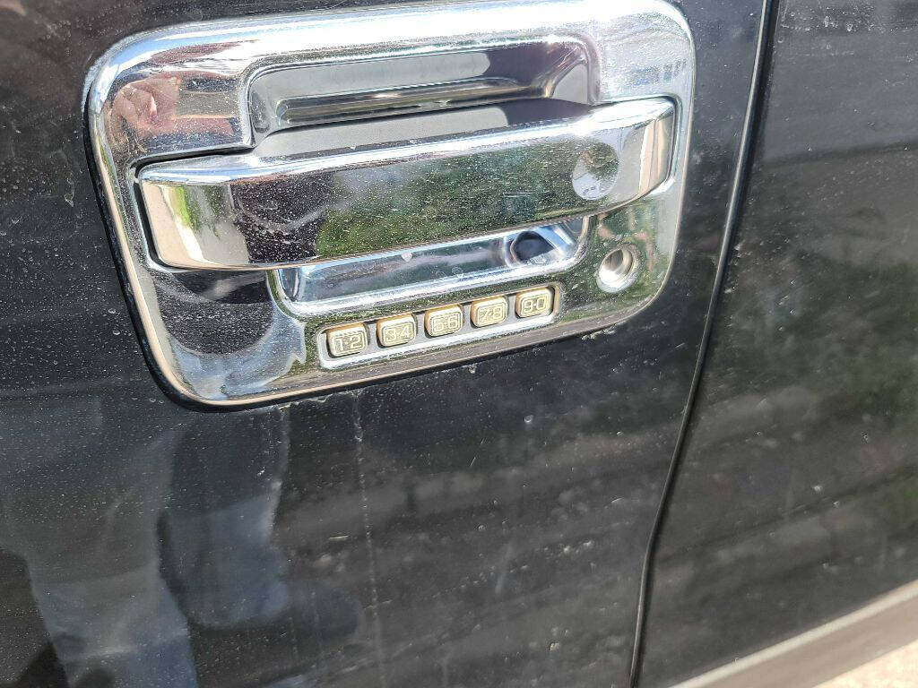 2004 Ford F-150 25