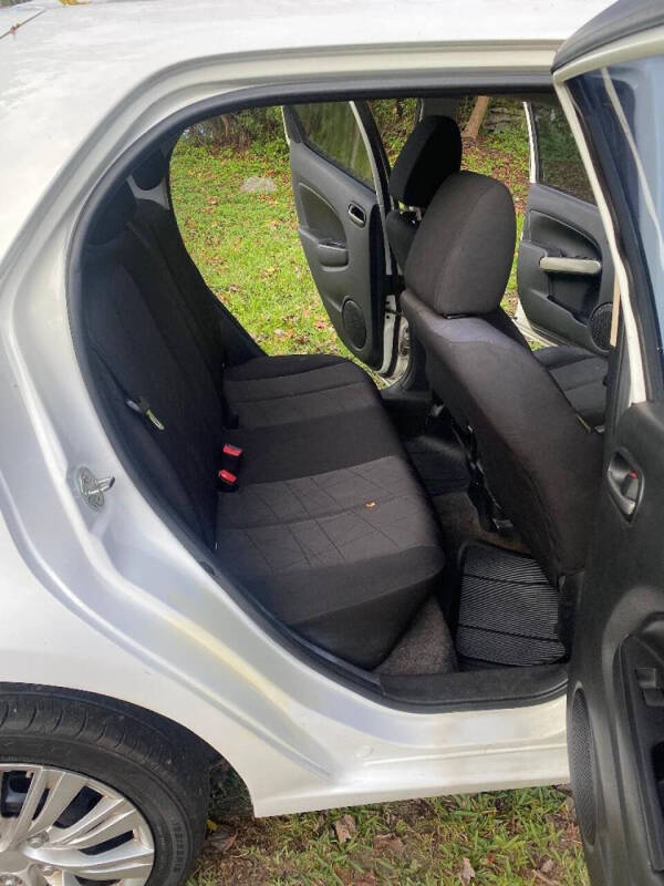 2011 Mazda MAZDA2 Sport